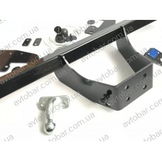 Фаркоп Toyota Hilux (з 2015--) Тойота Хайлюкс