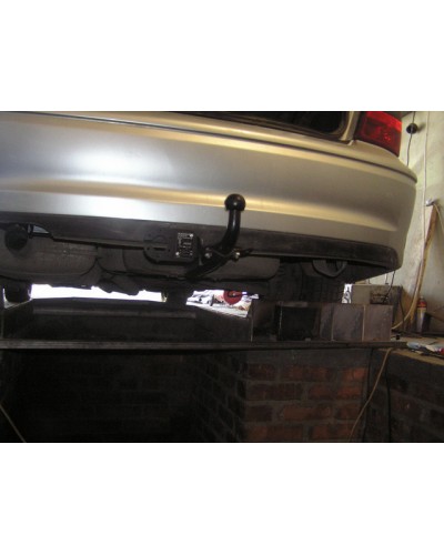 Фаркоп Opel Vectra B (1995-2002) Хетчбек\ Седан \ Універсал