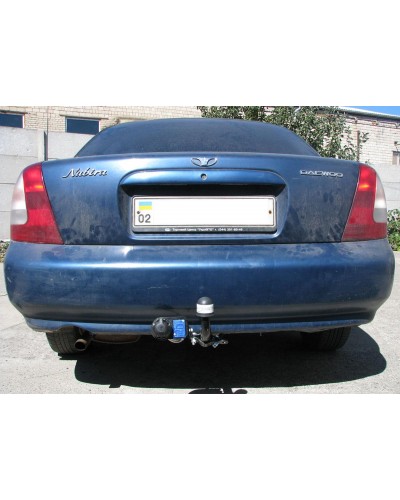 Фаркоп Daewoo Nubira (1997-2002) седан \ універсал