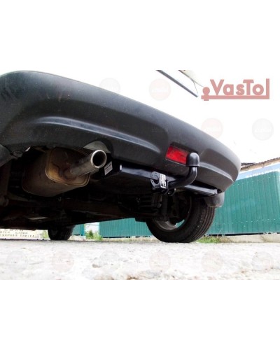 Фаркоп Nissan Juke 2WD (c 2010--) Vastol