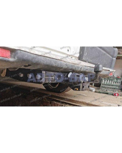 Фаркоп Nissan Interstar (1999-2010) Кованый крюк