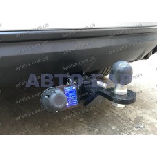 Фаркоп Subaru Forester (2013-2018) під квадрат. Субару Форестер