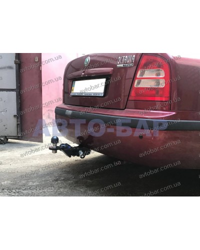 Фаркоп Skoda Octavia A4 під квадрат (1997-2010) Шкода Октавія Тур
