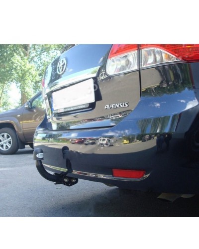 Фаркоп Toyota Avensis t27 (2009-2018) Без подрезки бампера