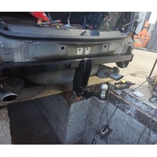 Фаркоп Ford Explorer (2010-2019) под квадрат