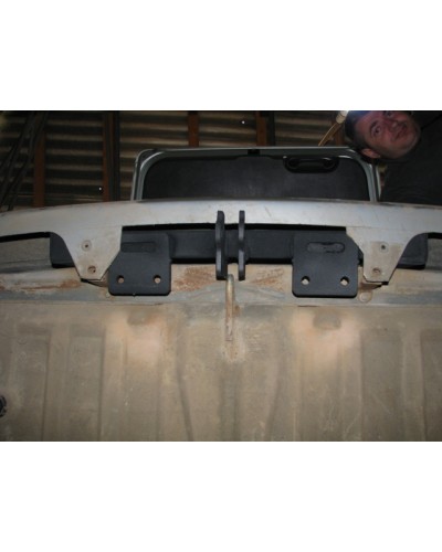 Фаркоп Mazda MPV (1999-2006) Запаска в салоні