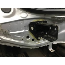 Фаркоп Subaru Forester (2013-2018) під квадрат. Субару Форестер