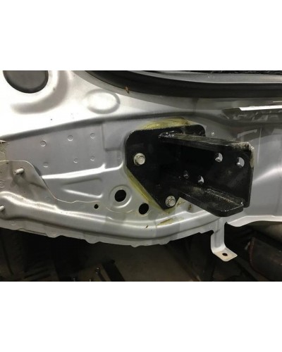 Фаркоп Subaru Forester (2013-2018) під квадрат. Субару Форестер