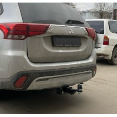 Фаркоп Mitsubishi Outlander 3 (2012-2022) Під квадрат