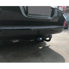 Фаркоп Toyota Land Cruiser 200 (2008-2022) на штатную балку