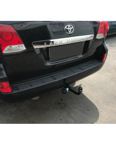 Фаркоп Toyota Land Cruiser 200 (2008-2022) на штатную балку