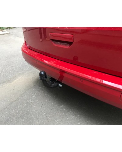 Фаркоп Ford Courier (2014-2023) Steinhof. Польща. Зйомний на болтах.