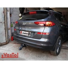 Фаркоп Hyundai Tucson (2015-2021) під квадрат. Vastol