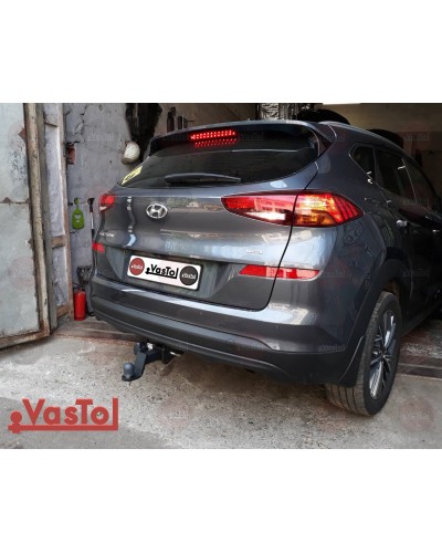 Фаркоп Hyundai Tucson (2015-2021) під квадрат. Vastol