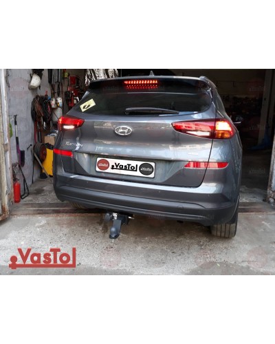 Фаркоп Hyundai Tucson (2015-2021) під квадрат. Vastol