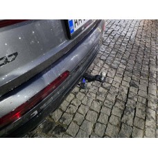 Фаркоп Audi Q7 (2015-2025) Під квадрат