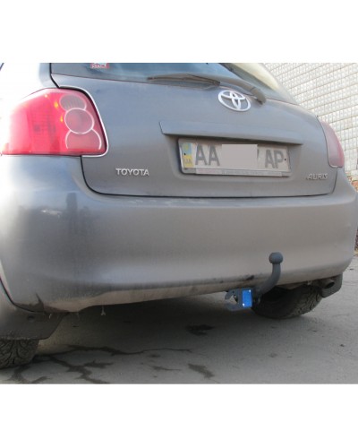 Фаркоп Toyota Auris e150 (2006-2012) Тойотп Ауріс