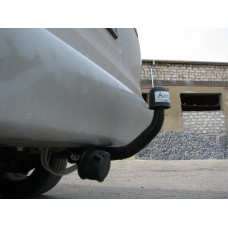 Фаркоп Mazda MPV (1999-2006) Запаска в салоні