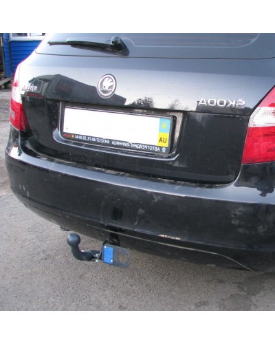 Фаркоп Skoda Fabia седан\універсал (1999-2016) Незйомний крюк