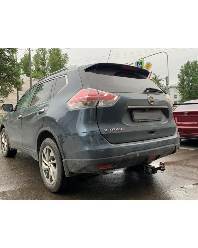 Фаркоп на Nissan Rogue (c 2013--) Під квадрат