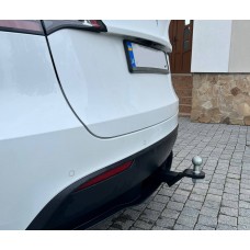 Фаркоп Tesla Model Y (з 2020--) Під квадрат