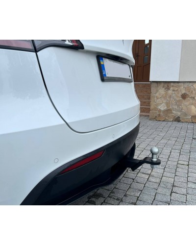 Фаркоп Tesla Model Y (з 2020--) Під квадрат