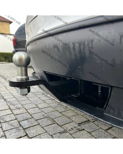 Фаркоп Tesla Model Y (з 2020--) Під квадрат