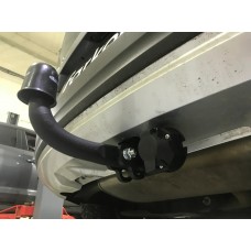 Фаркоп Volvo XC40 (2017-2025) Steinhof. Польща. Зйомний на болтах.