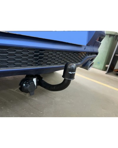 Фаркоп BMW X4 F26 (2014-2018) Steinhof. Польща. Зйомний на болтах.