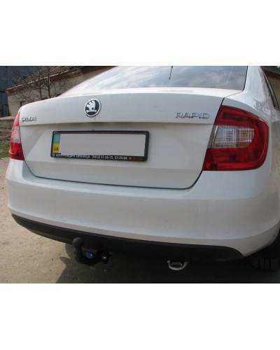 Фаркоп Skoda Rapid (з 2012--) Зйомний крюк