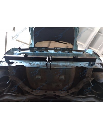 Фаркоп Hyundai Kona (с 2017 --) під квадрат. Хюндай Кона