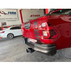 Фаркоп Toyota Hilux (2016-2024)