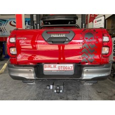Фаркоп Toyota Hilux (2016-2024)