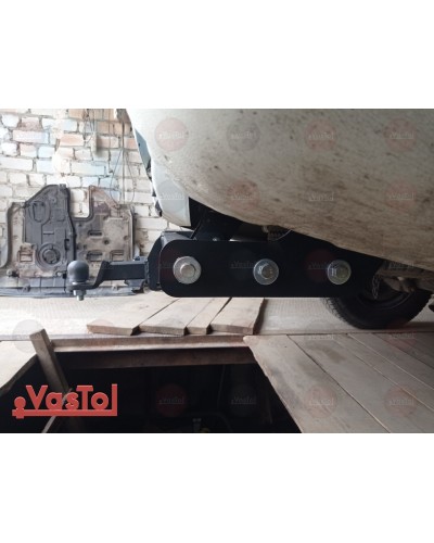 Фаркоп під квадрат Fiat Fullback (з 2016--) Vastol