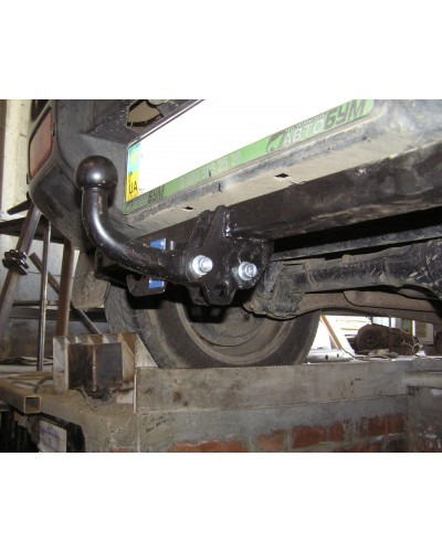 Фаркоп Suzuki Jimny (c 1998---) Сузукі Жимни