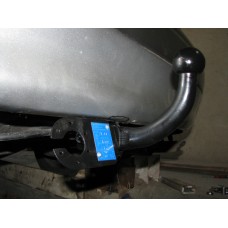 Фаркоп Toyota Corolla E11 (1997-2002) Седан \ Ліфтбек. Зйомний на болтах