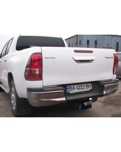Фаркоп Toyota Hilux (с 2015--) Тойота Хайлюкс