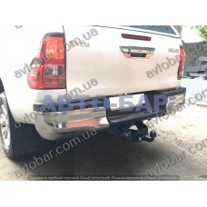 Фаркоп Toyota Hilux (з 2015--) Тойота Хайлюкс