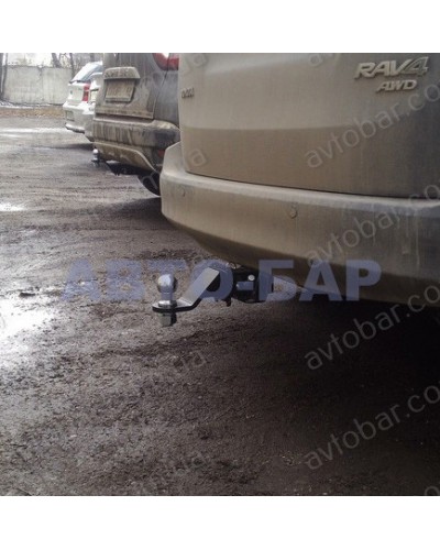 Фаркоп Toyota Rav-4 (2013-2018) под квадрат.