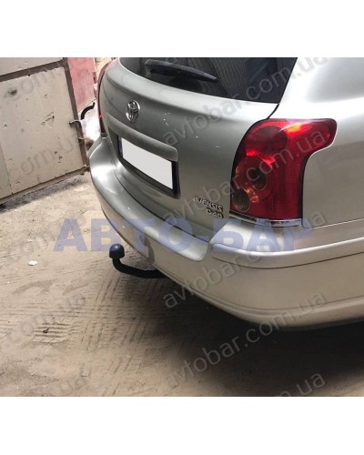 Фаркоп Toyota Avensis t25 (2003-2009) Седан \ Універсал