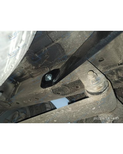 Фаркоп Nissan NV200 (с 2009--) Автопристрій