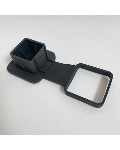 Заглушка для фаркопу під квадрат з петлею. Кришка квадратного фаркопа 50 х 50