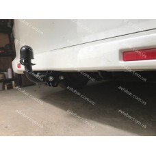 Фаркоп Nissan NV200 (с 2009--) Автопристрій