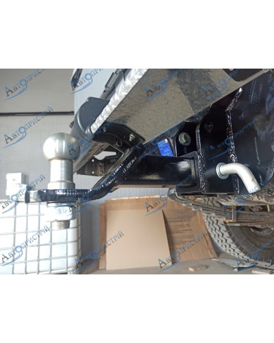 Фаркоп Toyota Land Cruiser 70 \ 78 (2022-2025) под квадрат. На штатную балку