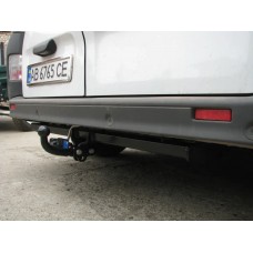 Фаркоп Opel Vivaro (2001-2015) Зйоминй на болтах