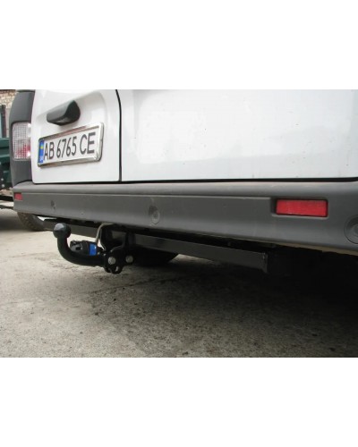 Фаркоп Opel Vivaro (2001-2015) Зйоминй на болтах