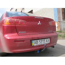 Фаркоп Mitsubishi Lancer 10 (з 2007--) Баняк вихлопної поперек машини