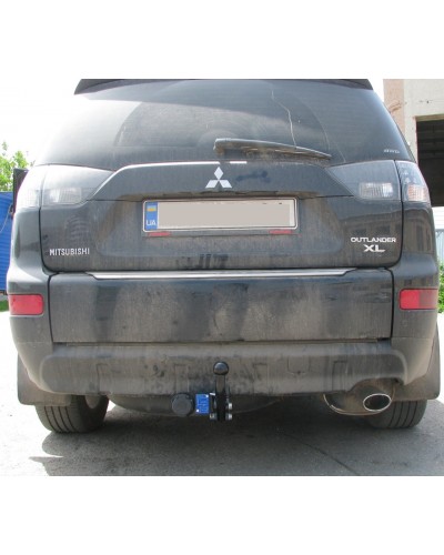 Фаркоп на Mitsubishi Outlander XL (2006-2012) Митсубиси Аутлендер