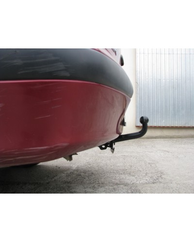 Фаркоп на Renault Megane 1 (1996-2003) Без подрезки бампера