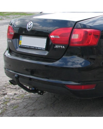 Фаркоп Volkswagen Jetta 6 (2011-2018) Автопристрій